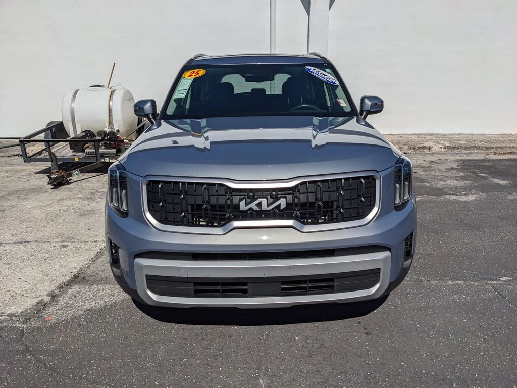 Used 2025 Kia Telluride EX X-Line image 4