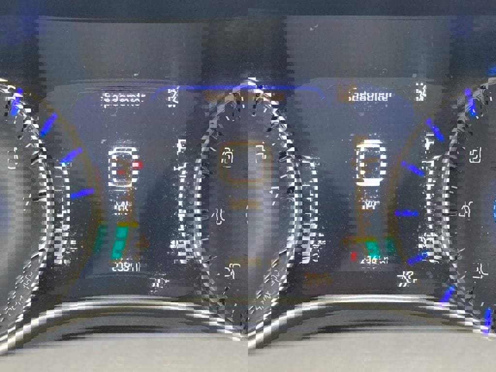 Used 2023 Chrysler Pacifica Touring-L image 17