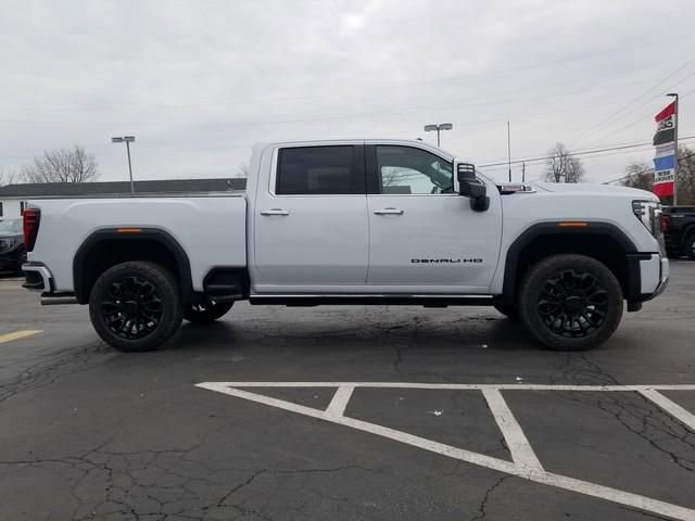 New 2026 GMC Sierra 2500 Denali w/ Denali Reserve Package image 4