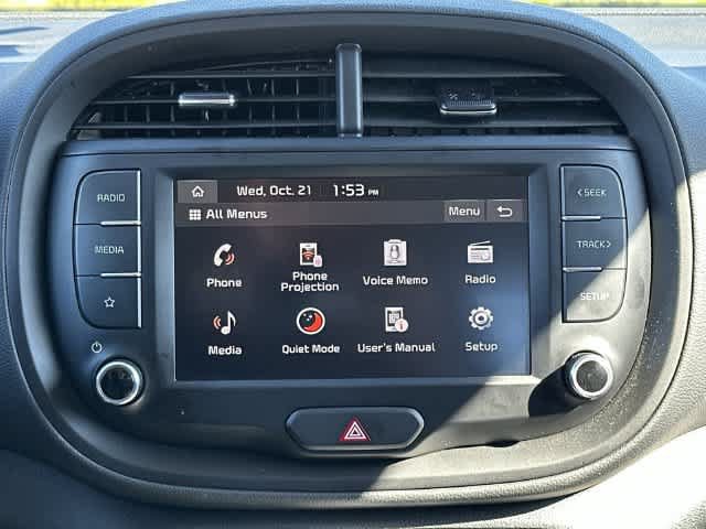 Used 2025 Kia Soul LX w/ LX Technology Package FWD image 11
