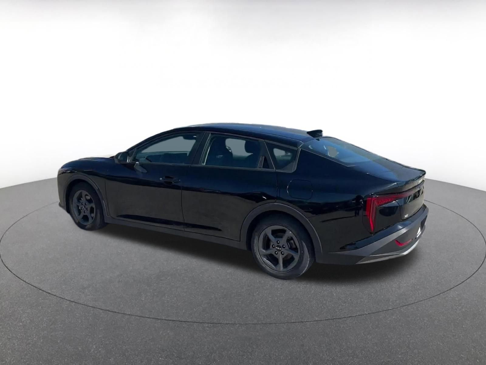 Used 2025 Kia K4 LXS image 10