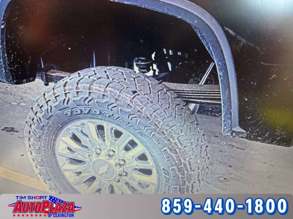 Used 2020 Chevrolet Silverado 2500 LTZ w/ LTZ Premium Package AWD/4WD image 7