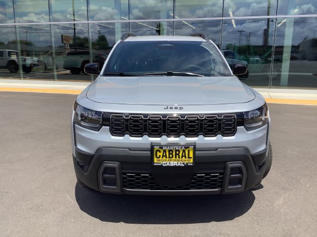 New 2026 Jeep Cherokee Laredo AWD/4WD image 4