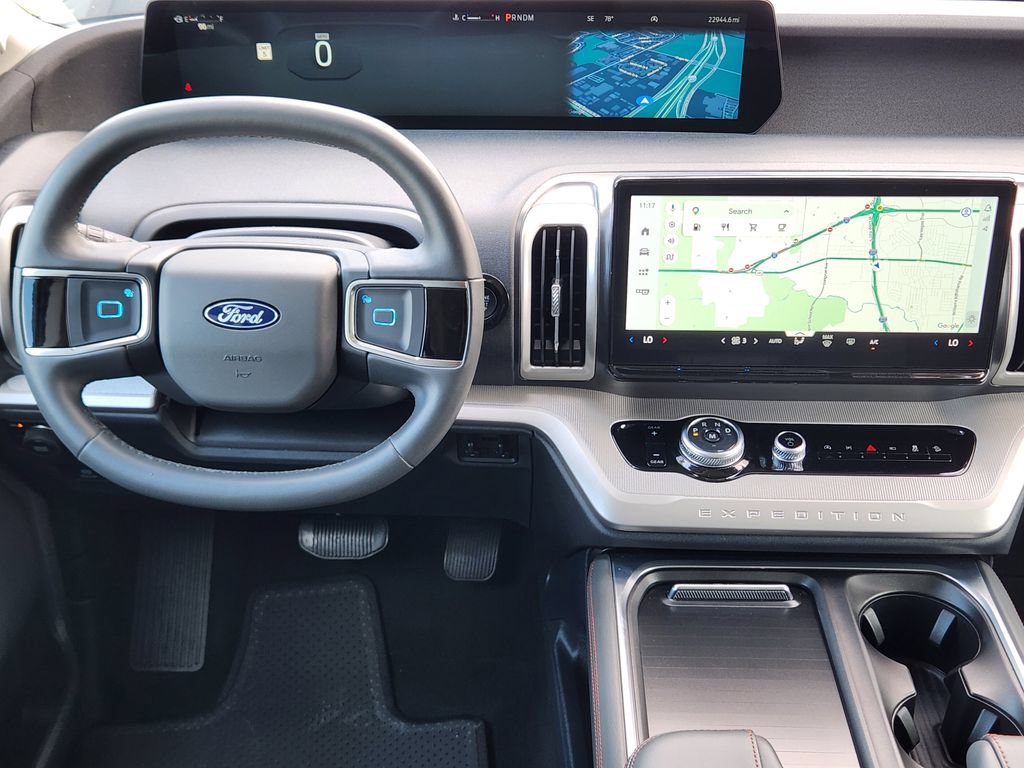 Used 2025 Ford Expedition Max Active AWD/4WD image 25
