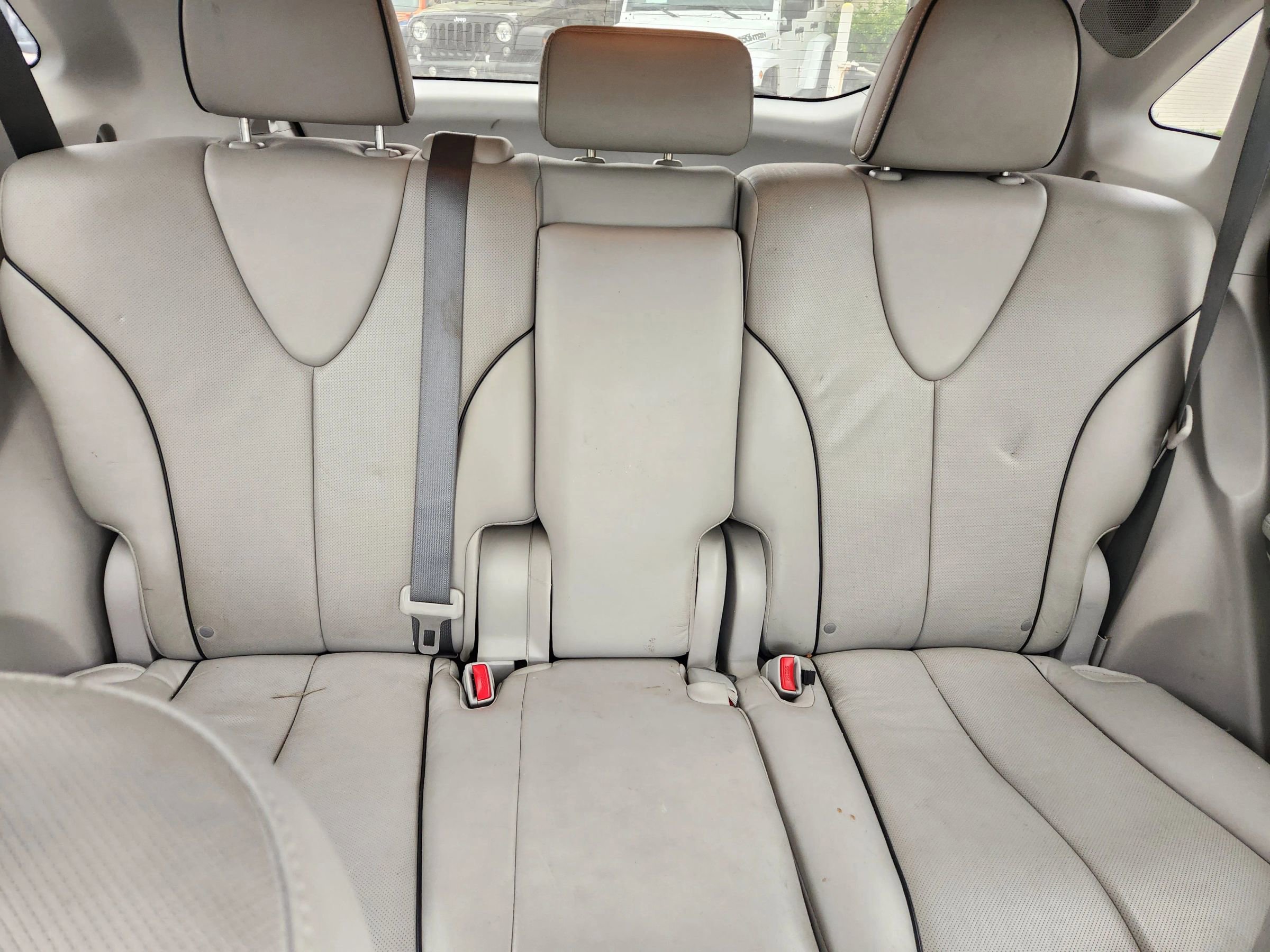 Used 2015 Toyota Venza XLE w/ XLE Premium Package FWD image 17