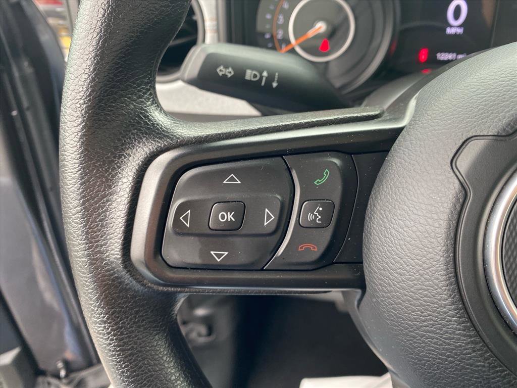 Used 2024 Jeep Gladiator Sport AWD/4WD image 16