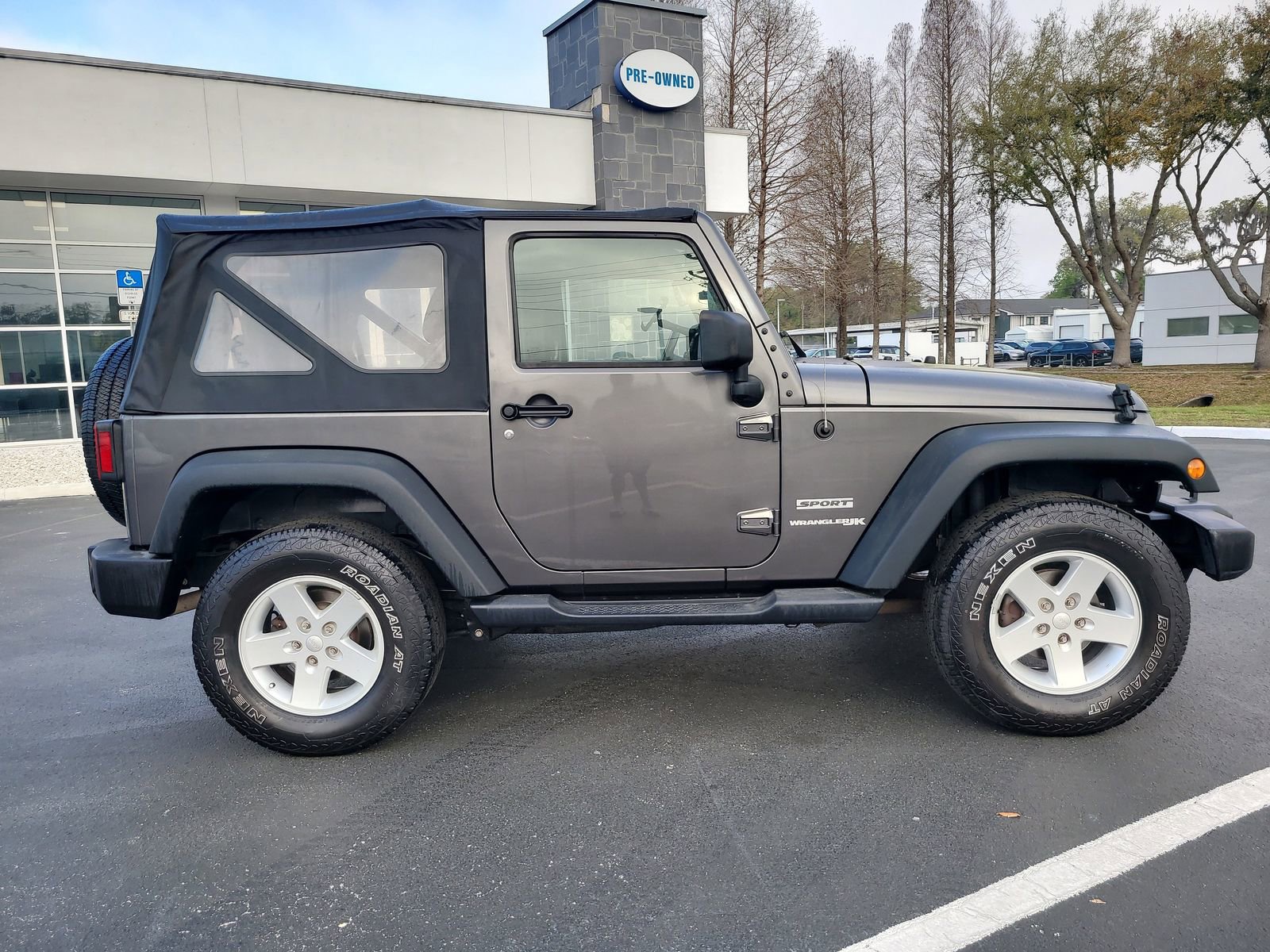 Used 2018 Jeep Wrangler Sport image 5