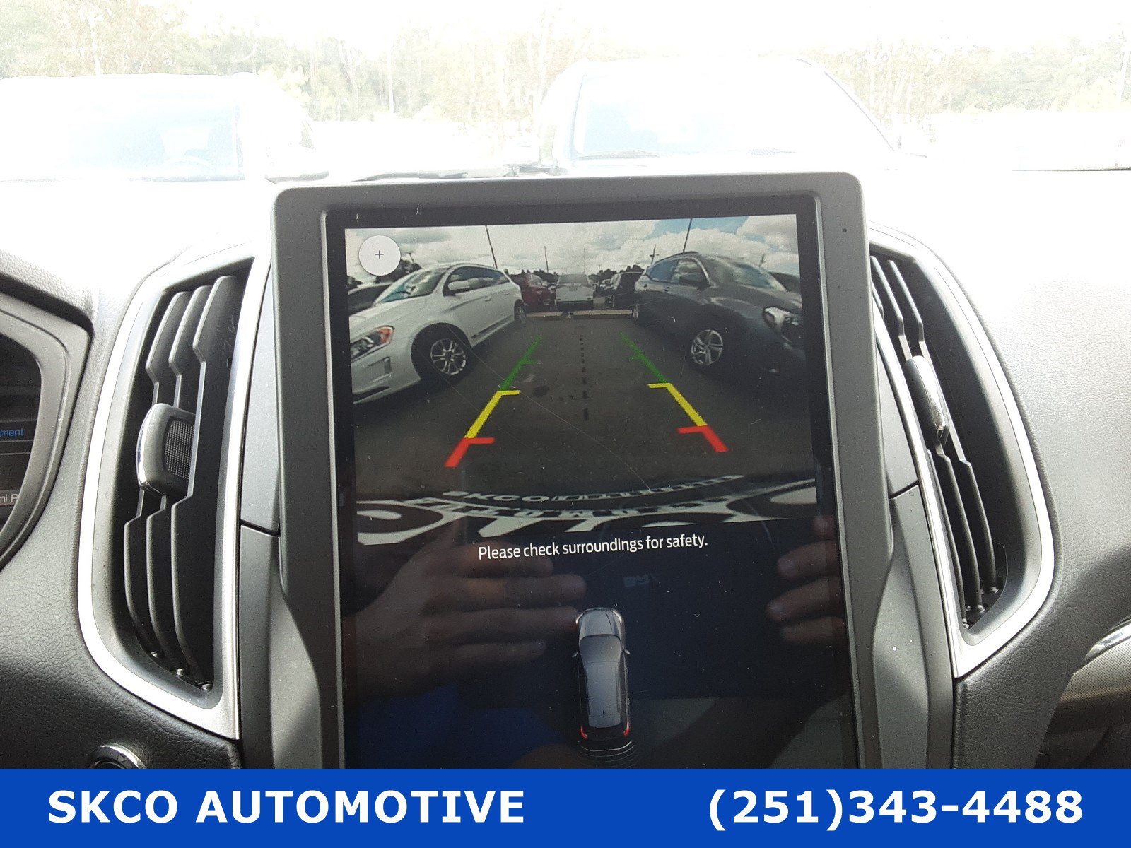 Used 2022 Ford Edge SEL AWD/4WD image 17