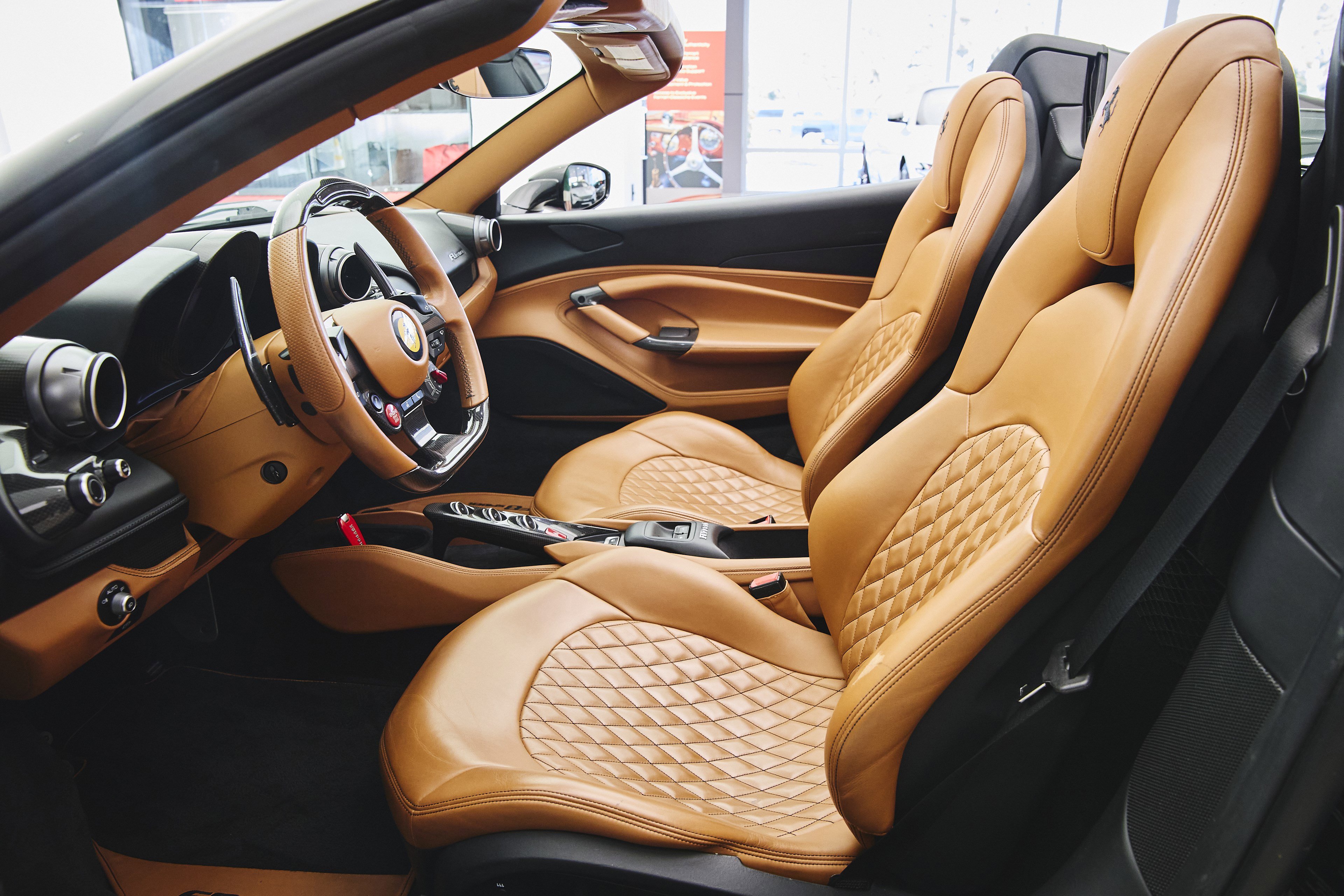 Used 2022 Ferrari F8 Tributo image 29