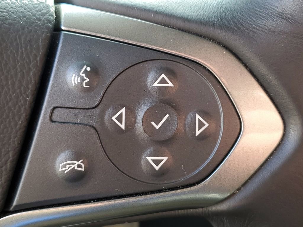 Used 2018 Chevrolet Silverado 1500 LT w/ Texas Edition image 14