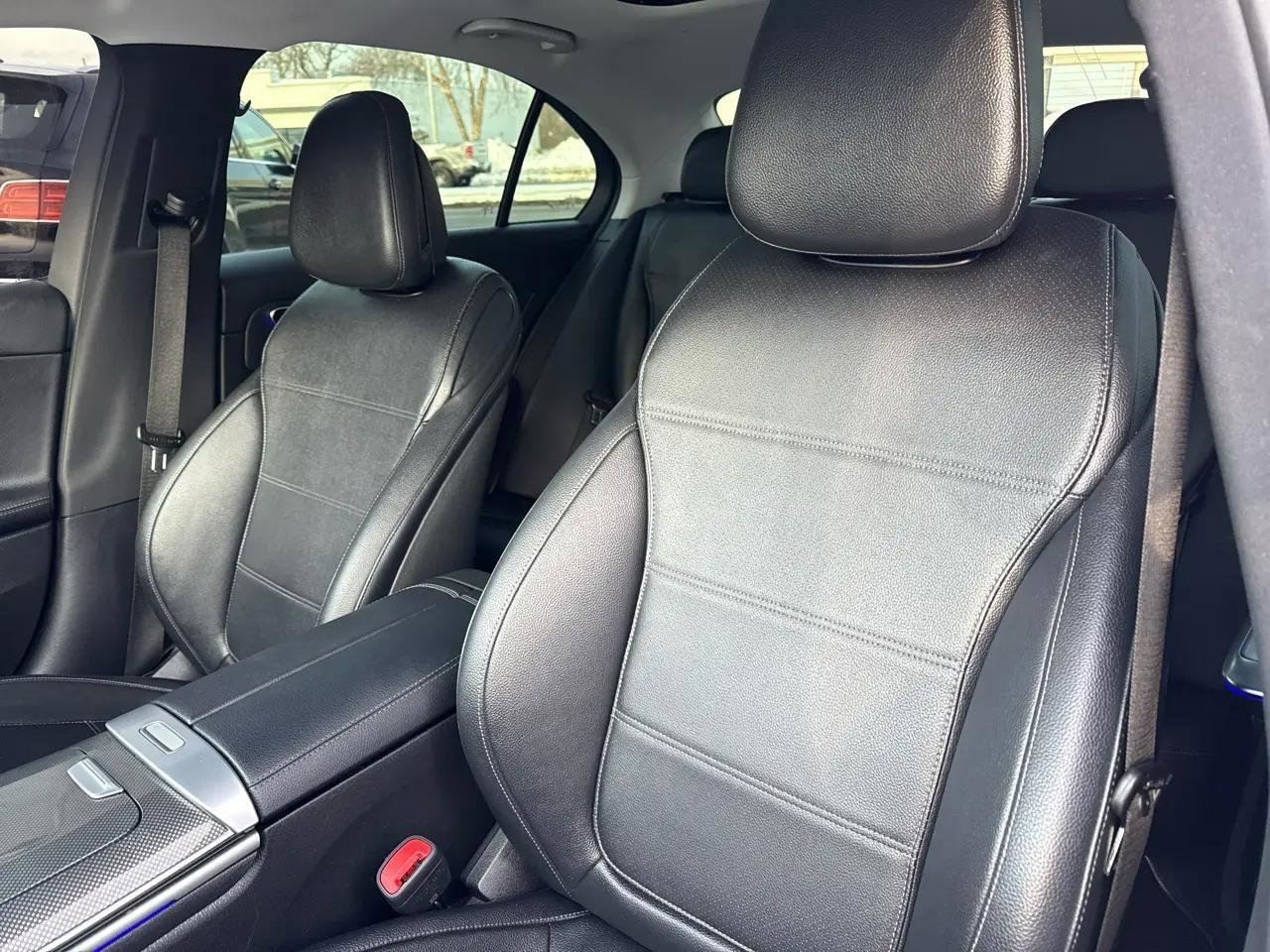 Used 2023 Mercedes-Benz C 300 4MATIC Sedan image 22