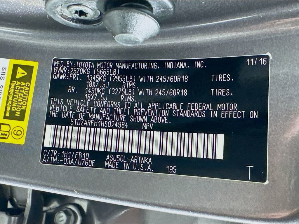 Used 2017 Toyota Highlander LE FWD image 26