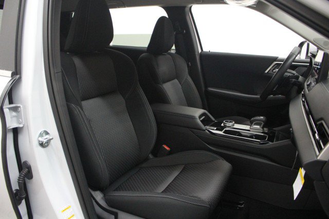 New 2026 Mitsubishi Outlander ES FWD image 19