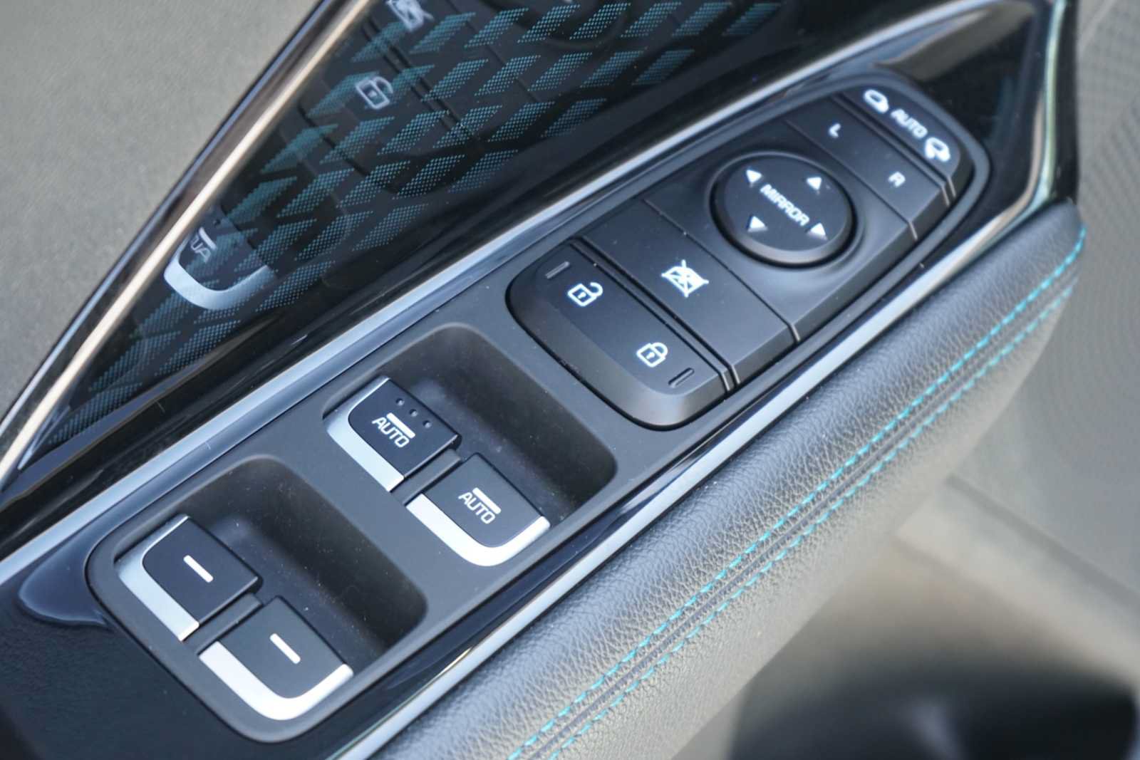 Certified 2022 Kia Niro EX Premium FWD image 17