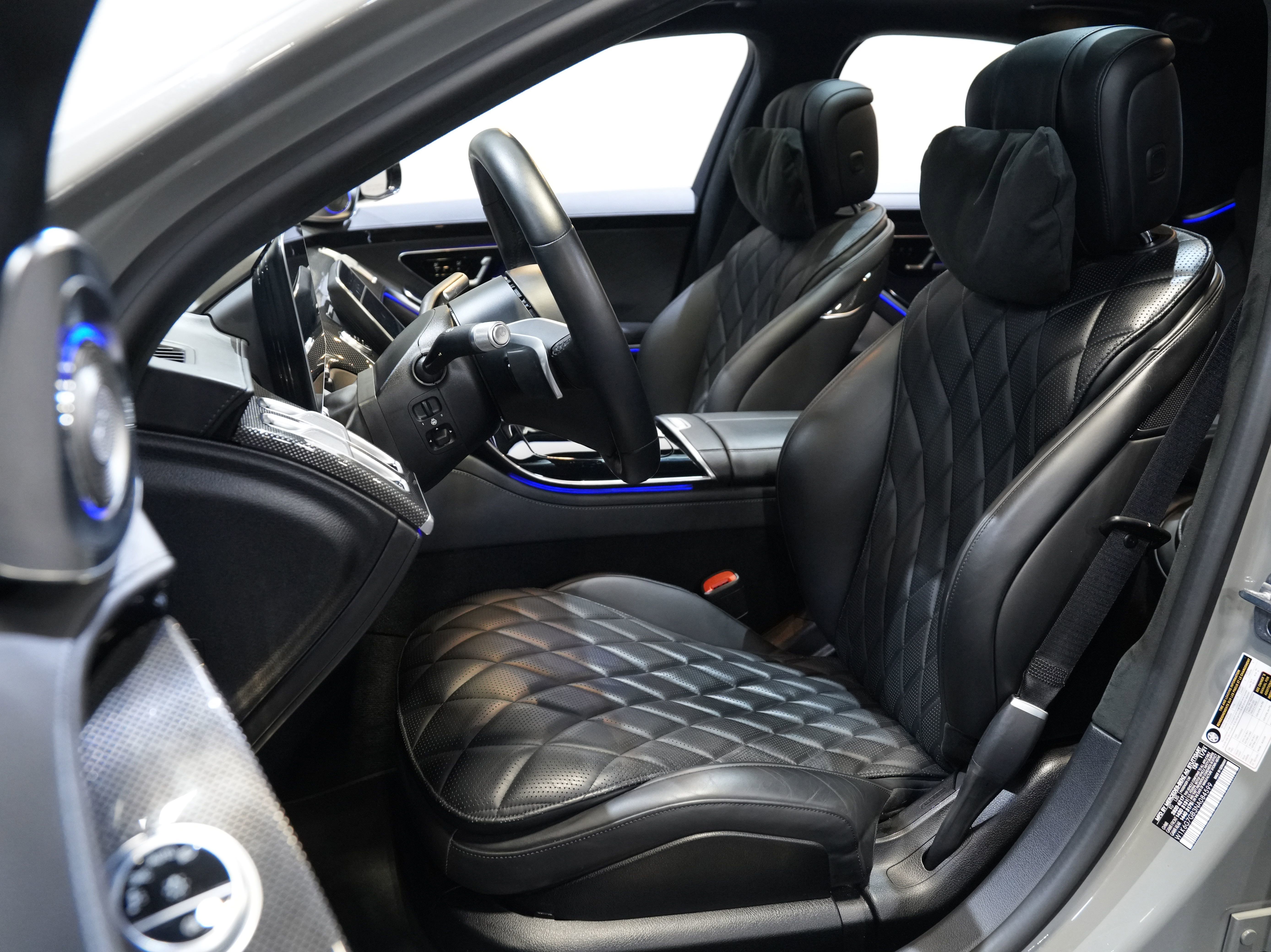 Used 2022 Mercedes-Benz S 580 4MATIC Sedan w/ AMG Line Package image 30