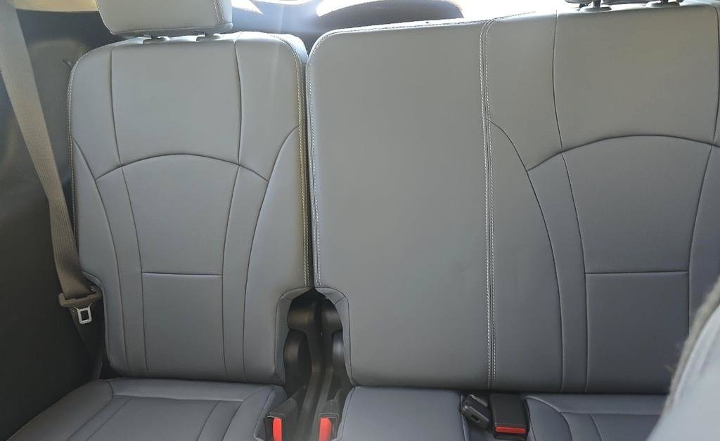 Used 2021 Buick Enclave Essence w/ Sound and Sites Package FWD image 17