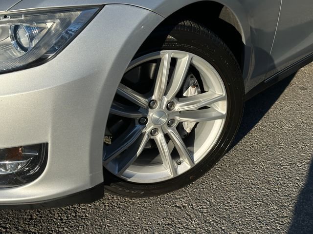 Used 2014 Tesla Model S 85 image 10