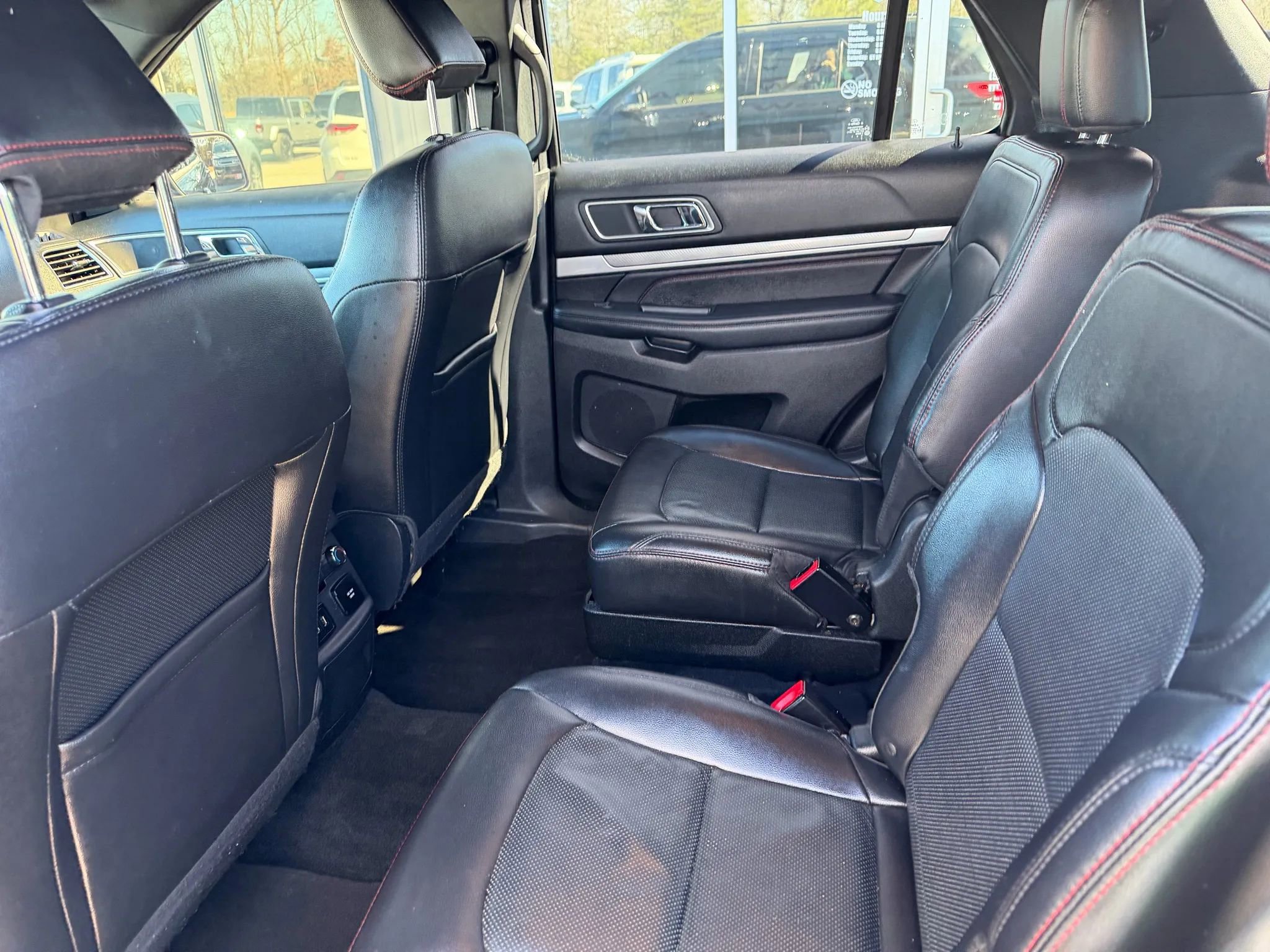 Used 2018 Ford Explorer Sport w/ Equipment Group 401A image 13