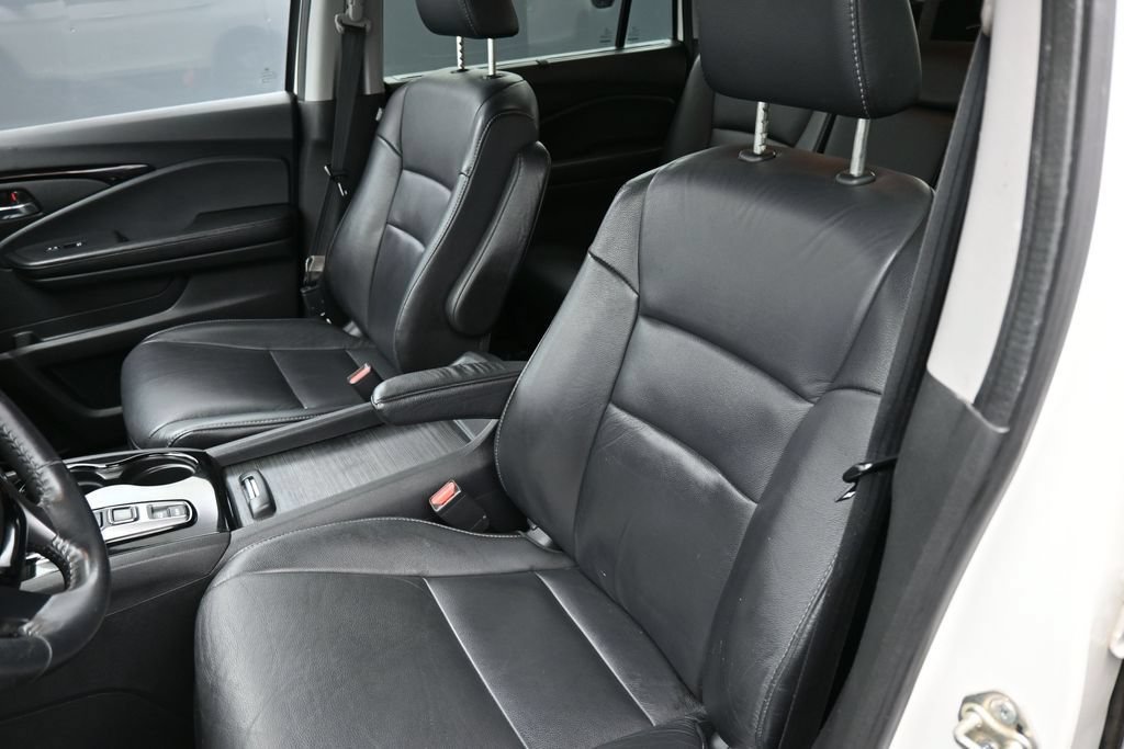 Used 2017 Honda Pilot Touring image 22
