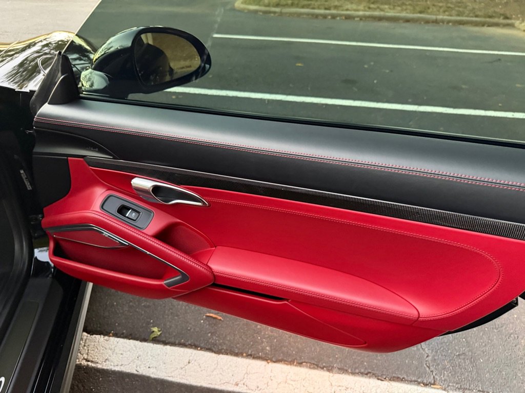 Used 2015 Porsche 911 Turbo S image 29