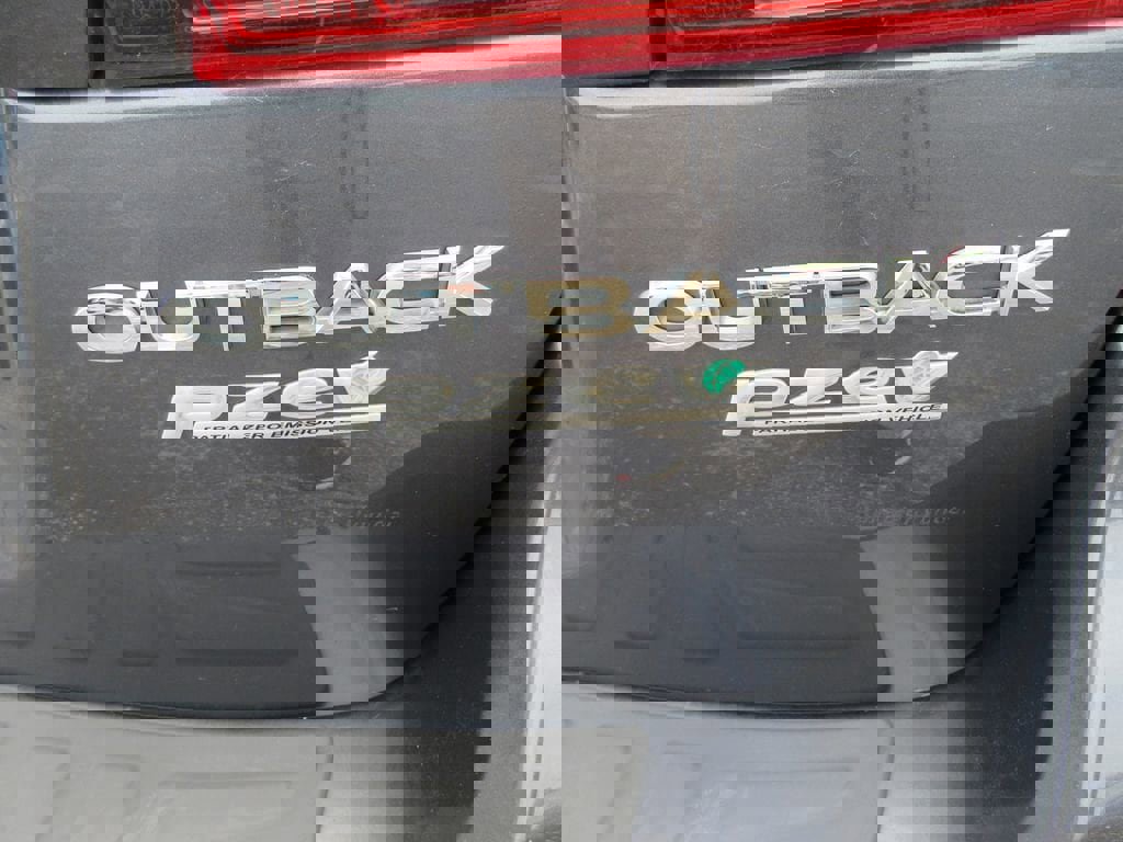 Used 2017 Subaru Outback 2.5i Limited AWD/4WD image 10