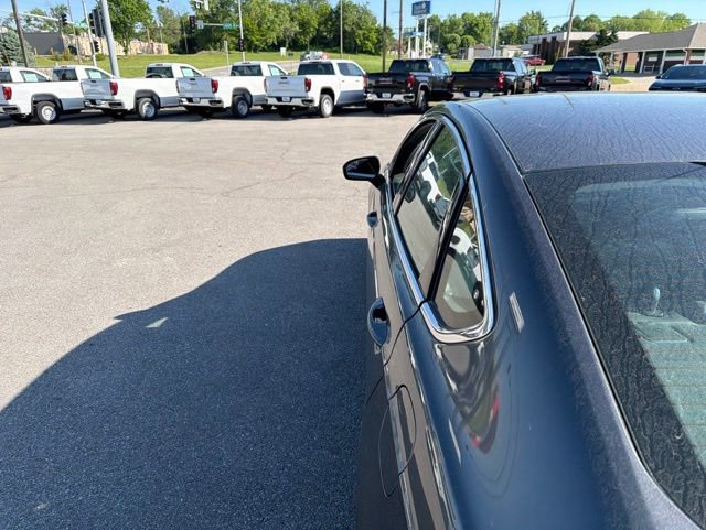 Used 2016 Ford Fusion SE w/ Equipment Group 202A FWD image 19