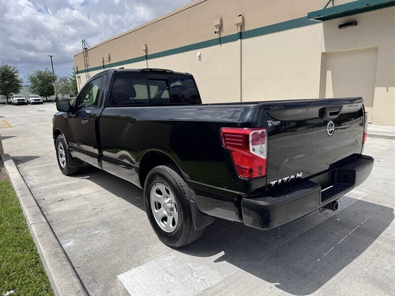 Used 2017 Nissan Titan S RWD image 7