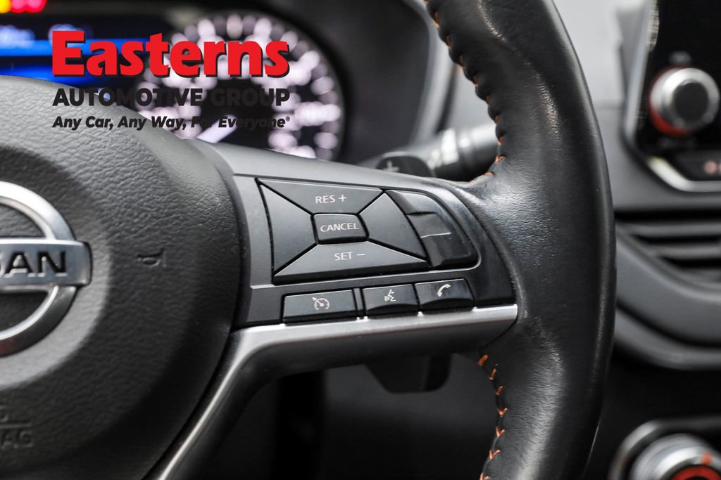 Used 2022 Nissan Altima 2.5 SR FWD image 16