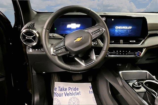 Used 2026 Chevrolet Equinox LT image 8