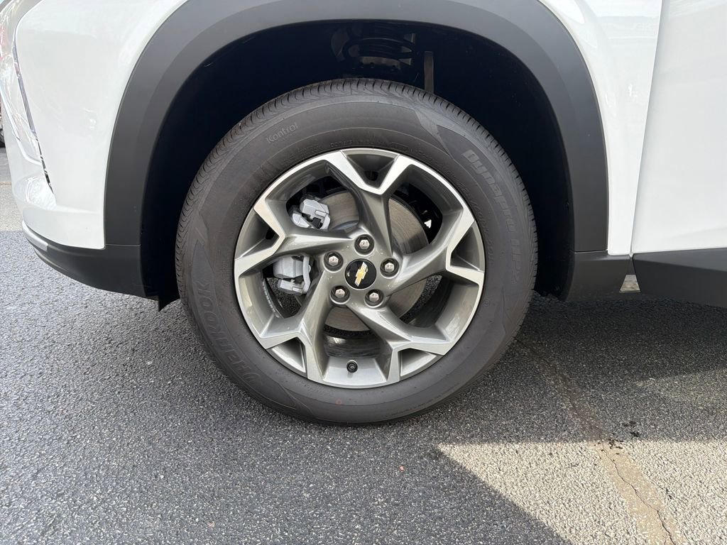 New 2025 Chevrolet Trax LT w/ LT Convenience Package image 23