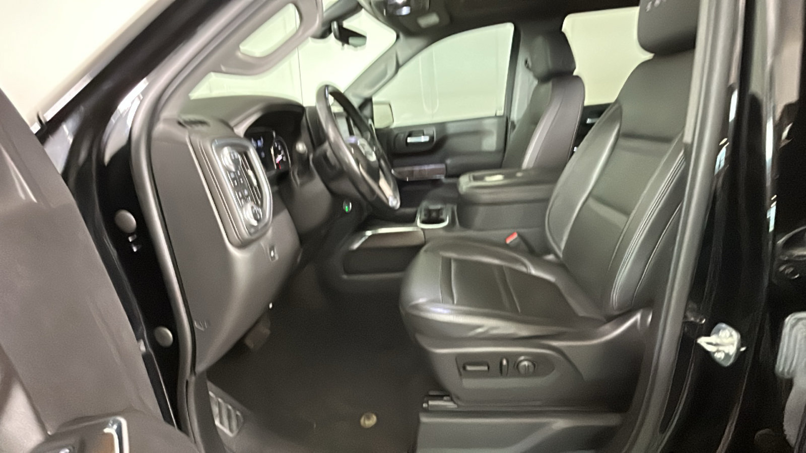 Used 2021 GMC Sierra 1500 Denali w/ Denali Ultimate Package AWD/4WD image 14