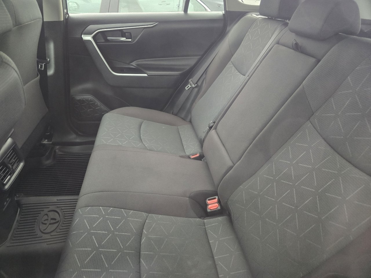 Certified 2025 Toyota RAV4 XLE w/ Convenience Package AWD/4WD image 21