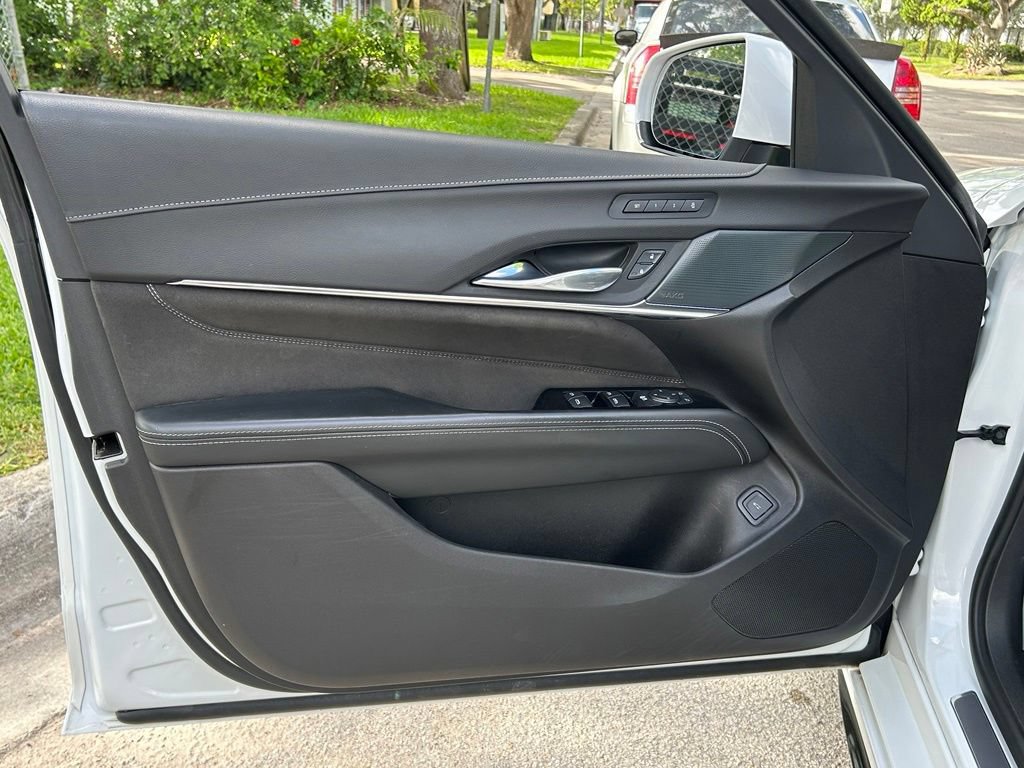 Used 2023 Cadillac CT4 V Blackwing w/ Driver Assist Package RWD image 33