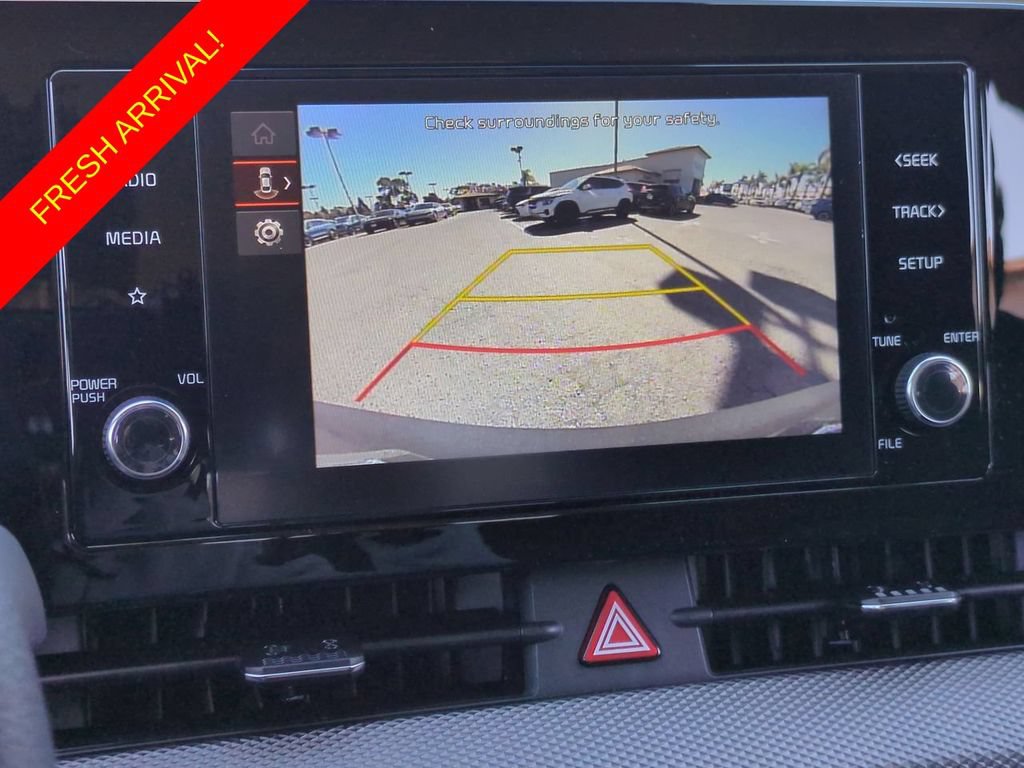 Used 2025 Kia Sportage LX AWD/4WD image 14