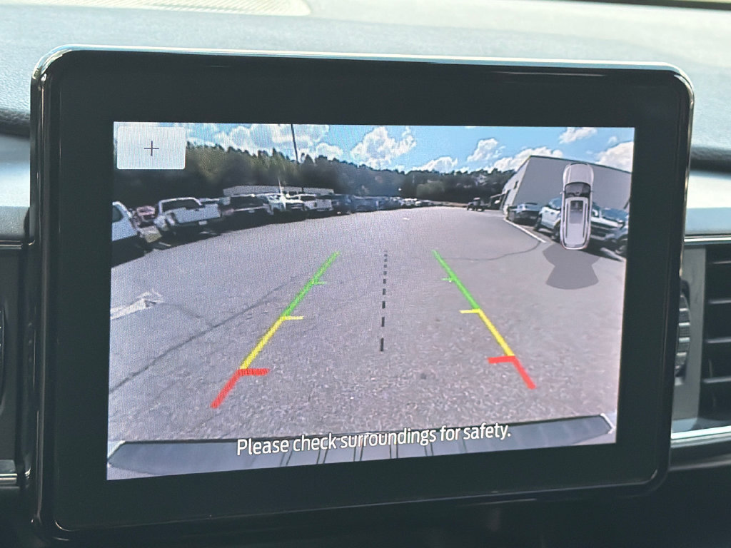 Used 2024 Ford Explorer ST-Line w/ Class IV Trailer Tow Package RWD image 31
