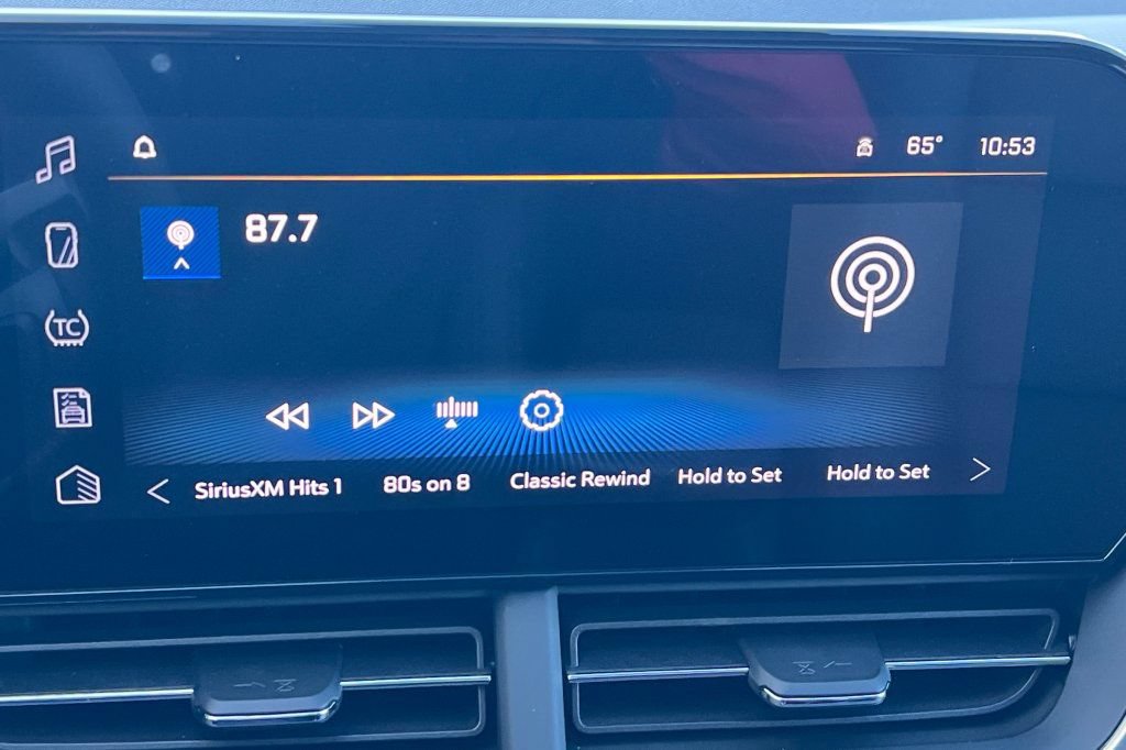 New 2026 Chevrolet Trax RS w/ Sunroof Package FWD image 15