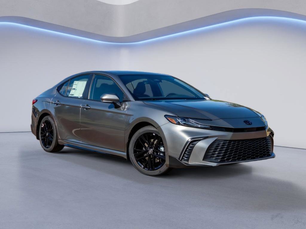 New 2026 Toyota Camry SE image 3