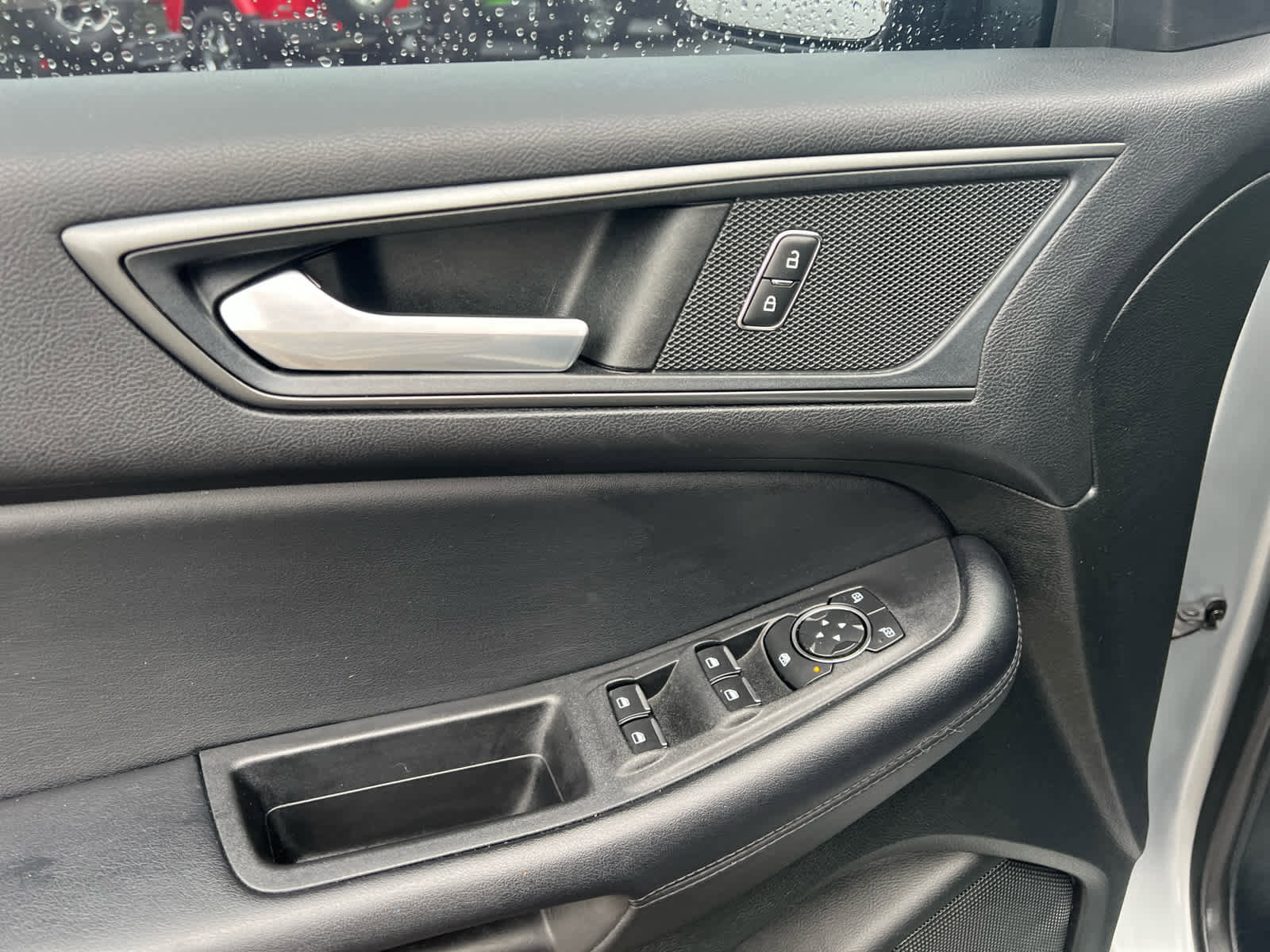 Used 2022 Ford Edge SE image 20