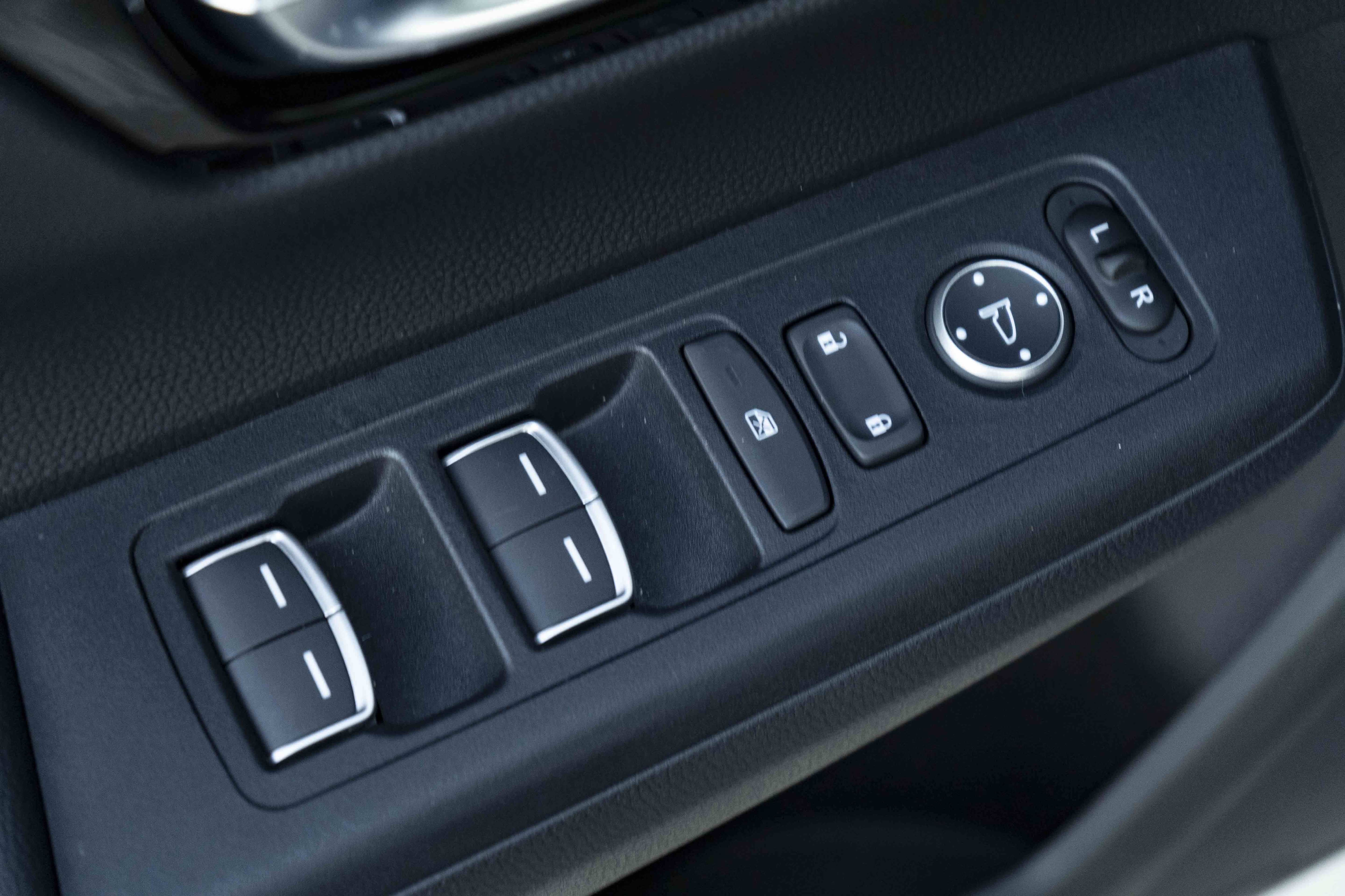 Used 2026 Honda CR-V Sport Touring image 37
