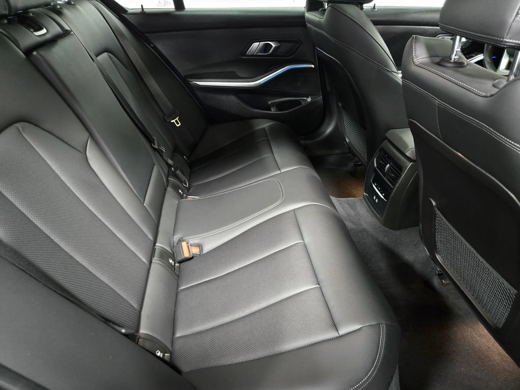 Used 2022 BMW 330i xDrive Sedan w/ Driving Assistance Package AWD/4WD image 47