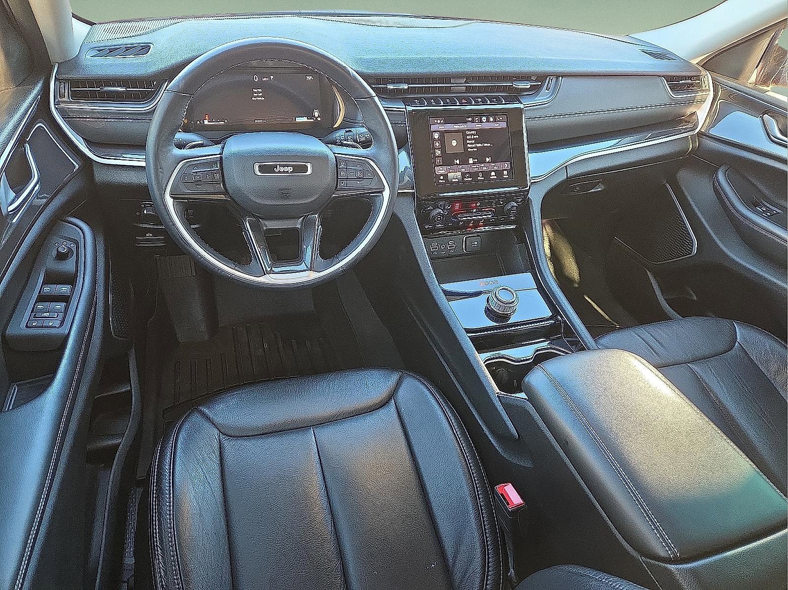 Used 2022 Jeep Grand Cherokee L Laredo w/ Luxury Tech Group I image 12