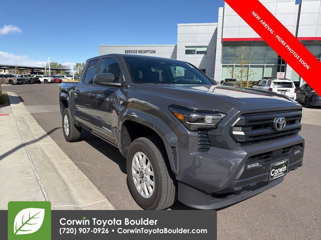 Used 2025 Toyota Tacoma SR5 AWD/4WD image 1