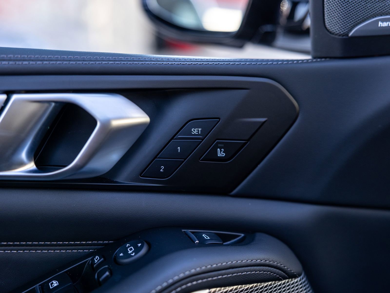 Used 2023 BMW X5 M50i w/ Climate Comfort Package image 43