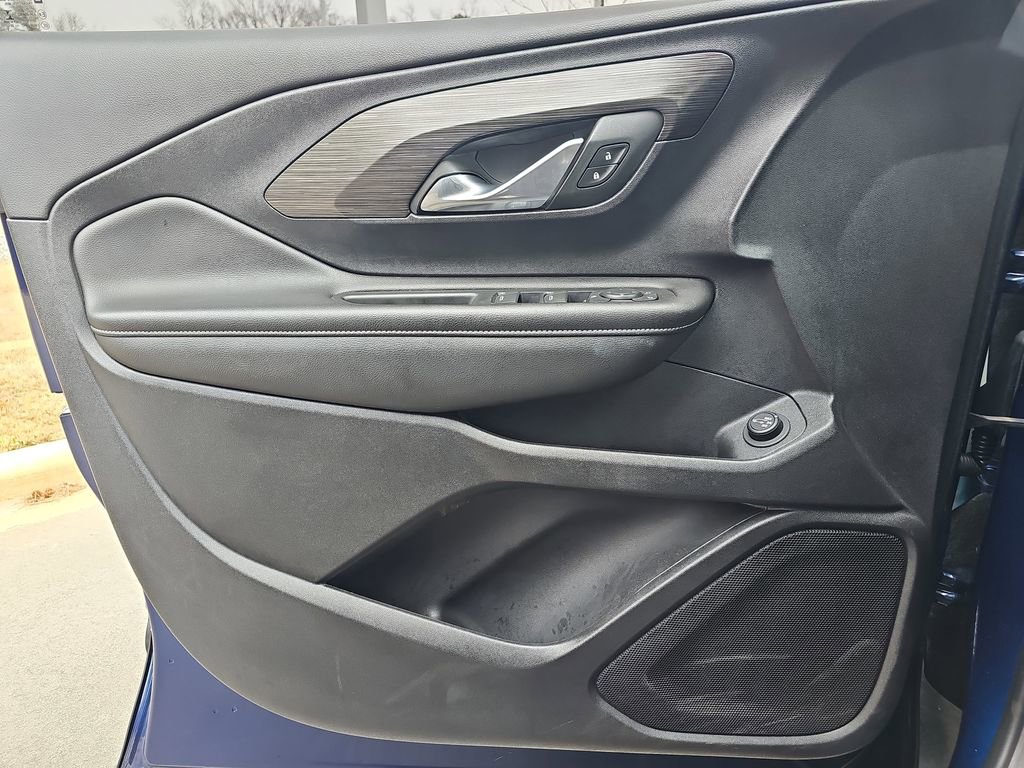 Used 2022 GMC Terrain SLE w/ Driver Convenience Package image 32