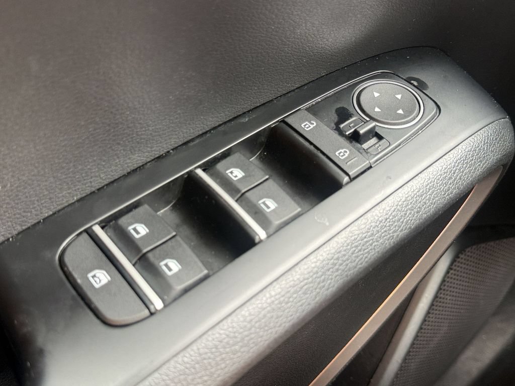 Used 2020 Kia Soul LX FWD image 22