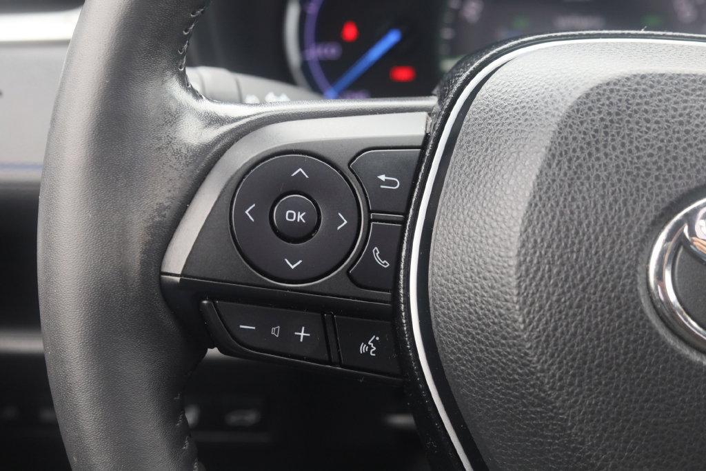 Used 2019 Toyota RAV4 XSE w/ XSE Weather Package AWD/4WD image 9