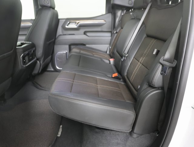 Used 2024 Chevrolet Silverado 1500 High Country w/ Technology Package image 11