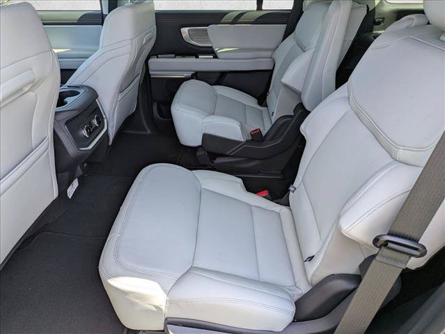 New 2026 Ford Expedition Platinum AWD/4WD image 15