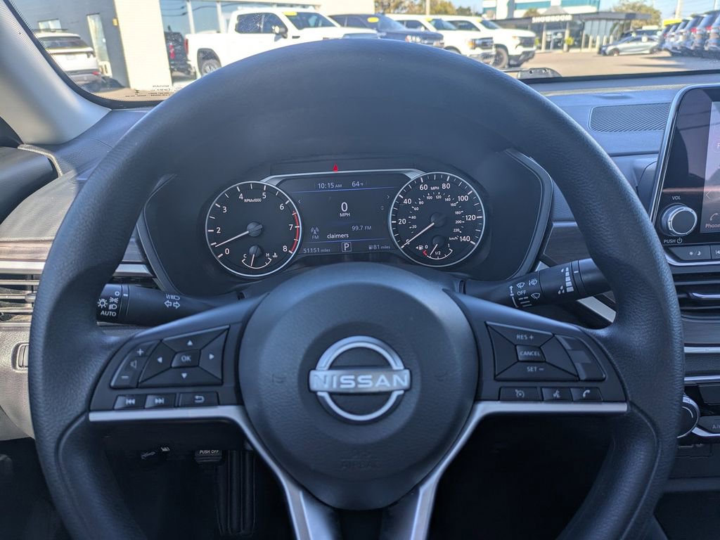 Used 2024 Nissan Altima 2.5 SV image 25