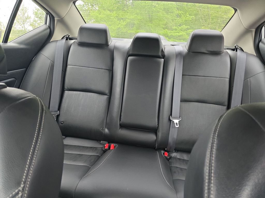 Used 2020 Nissan Altima 2.0 Platinum FWD image 13